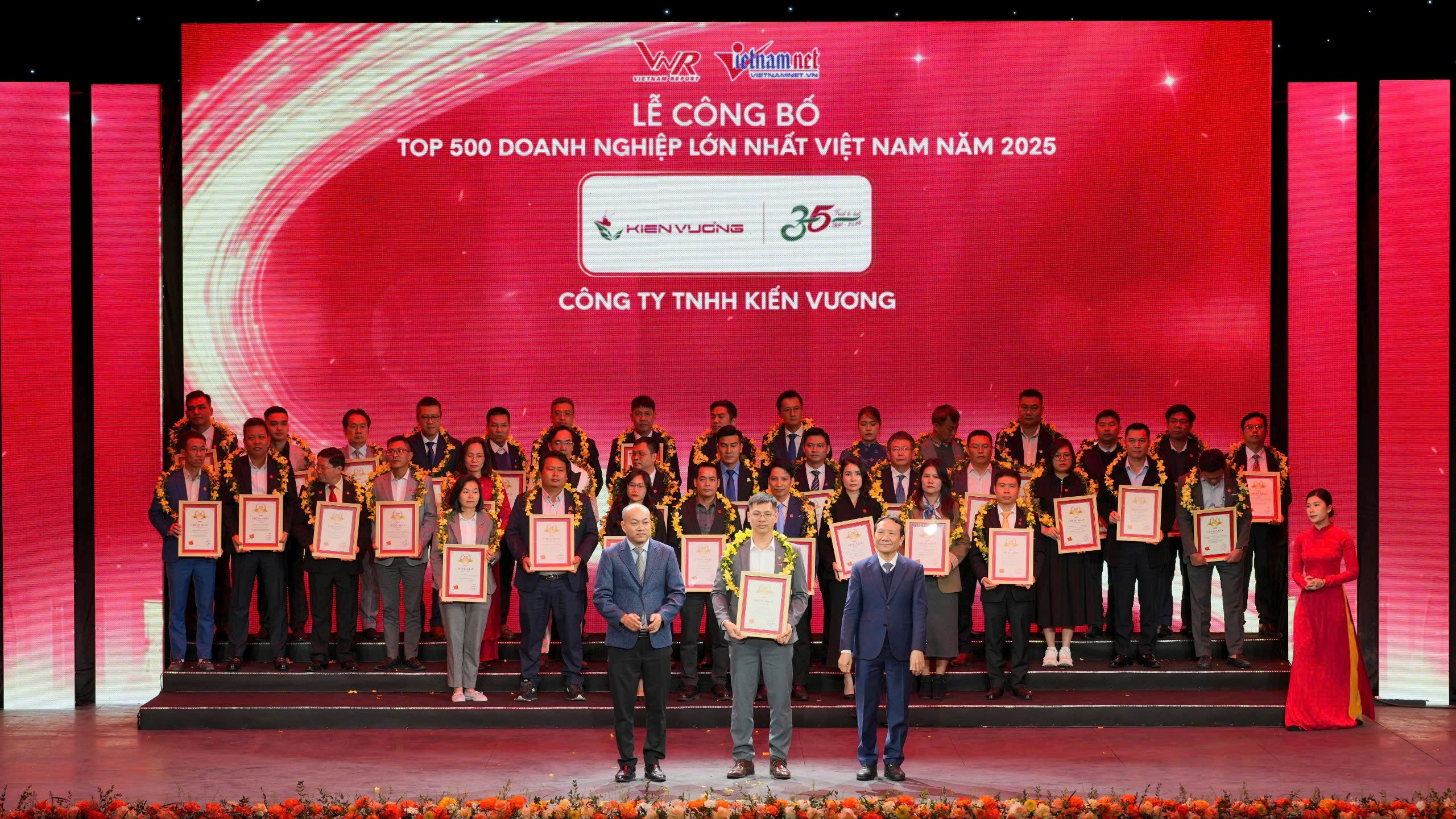 Công ty Kiến Vương xếp hạng 330 trong Top 500 Doanh Nghiệp lớn nhất Việt Nam năm 2025